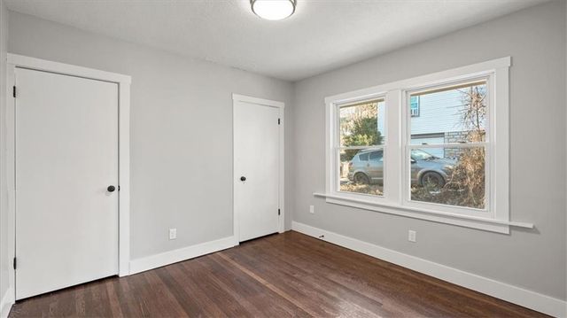 9305 E 16th Street, Independence, MO 64052