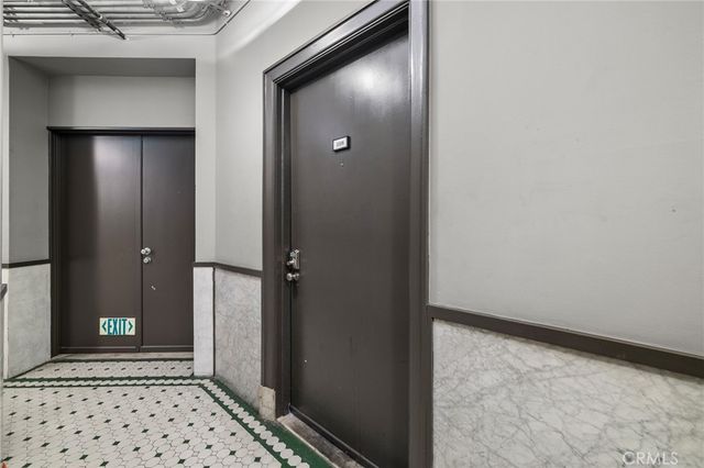 215 W 7th Street 1008, Los Angeles, CA 90014