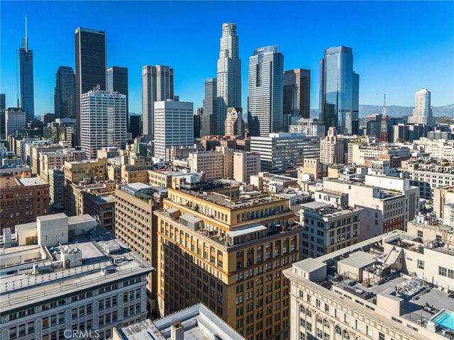 215 W 7th Street 1008, Los Angeles, CA 90014