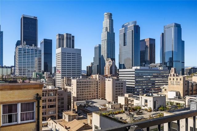 215 W 7th Street 1008, Los Angeles, CA 90014