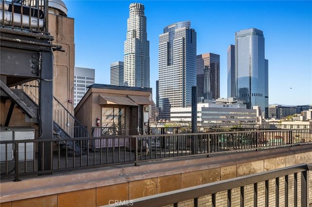 215 W 7th Street 1008, Los Angeles, CA 90014