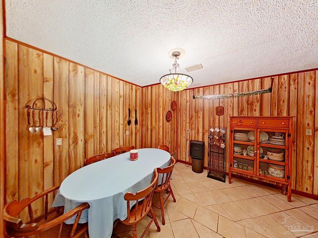 3115 Partridge Dr, Pensacola, FL 32526