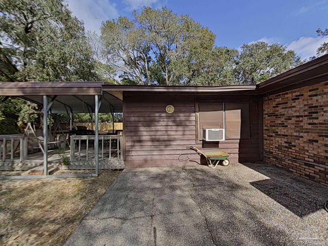 3115 Partridge Dr, Pensacola, FL 32526