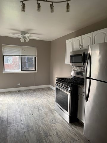 292 Middlebury Court D1, Schaumburg, IL 60193