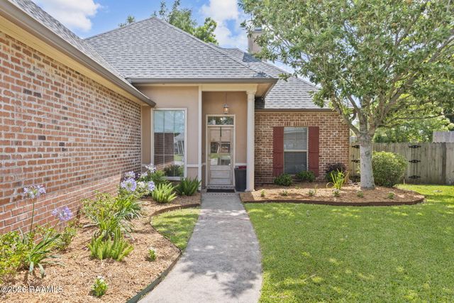 103 Elise Drive, Youngsville, LA 70592