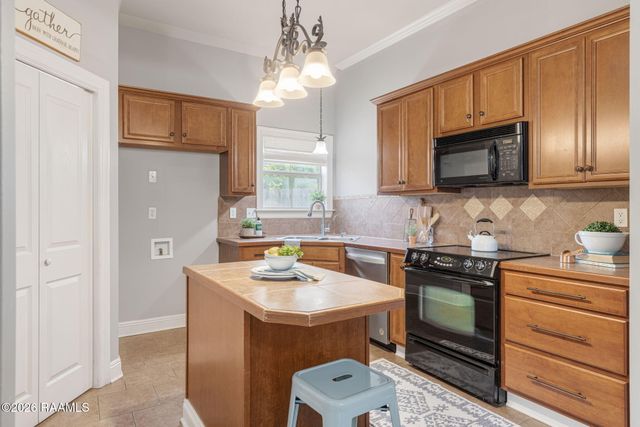 103 Elise Drive, Youngsville, LA 70592