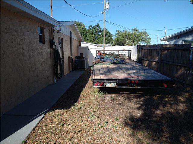 12910 COLLEGE HILL DRIVE, Hudson, FL 34667