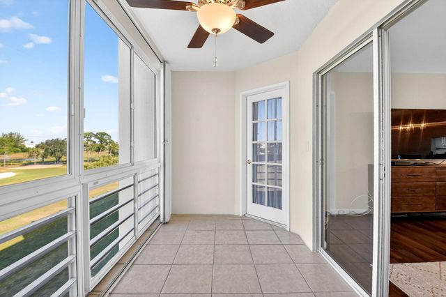 3661 Via Poinciana 410, Lake Worth, FL 33467