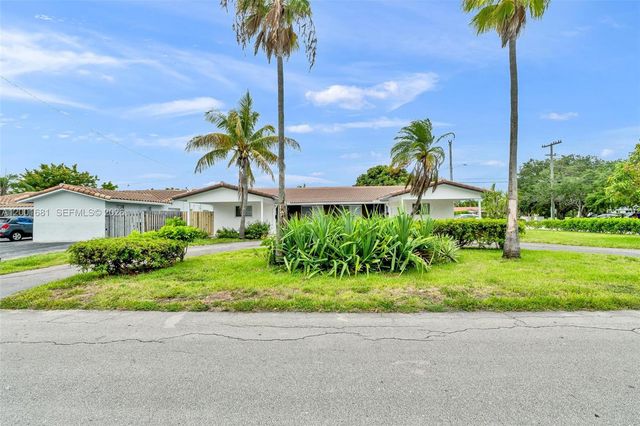 1611 NE 50th Ct 1, Fort Lauderdale, FL 33334
