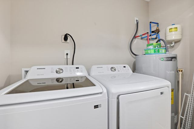 1612 Baucom Dr, Columbia, TN 38401