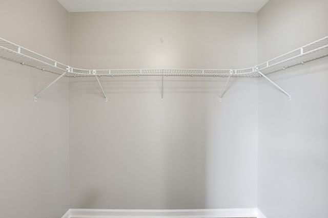 1612 Baucom Dr, Columbia, TN 38401