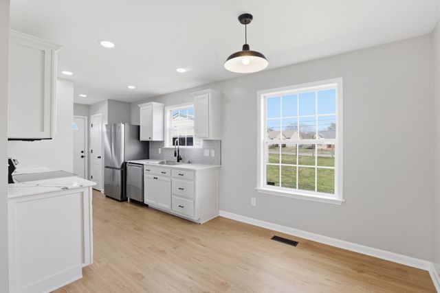 1612 Baucom Dr, Columbia, TN 38401