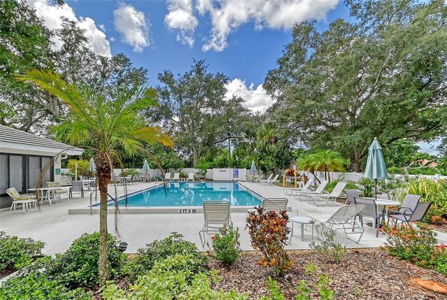 339 PEMBROKE LANE S 228, Venice, FL 34293