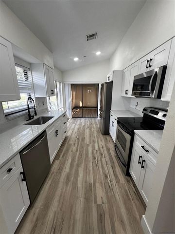 339 PEMBROKE LANE S 228, Venice, FL 34293