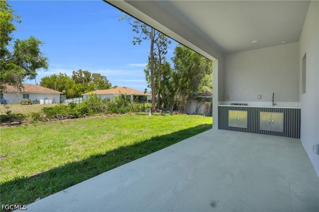 4316 6th ST W, Lehigh Acres, FL 33971