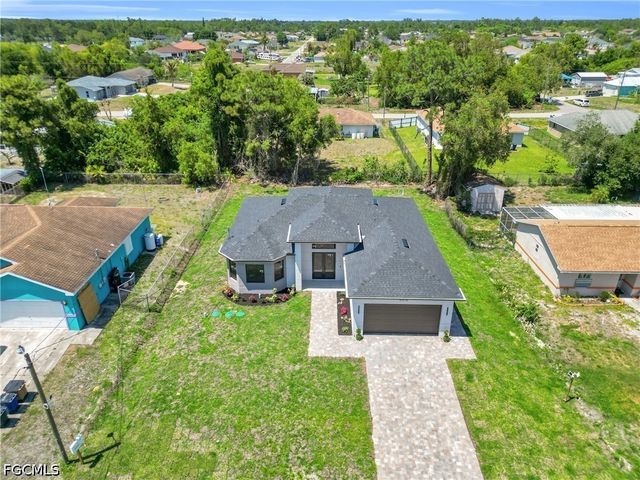 4316 6th ST W, Lehigh Acres, FL 33971