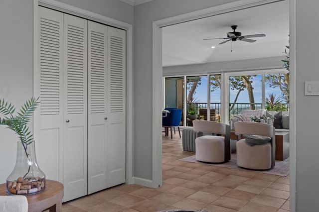 32 Del Mesa Carmel, Carmel, CA 93923