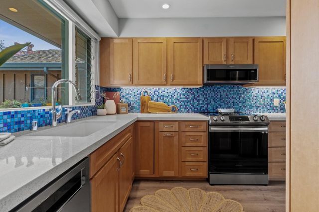 32 Del Mesa Carmel, Carmel, CA 93923