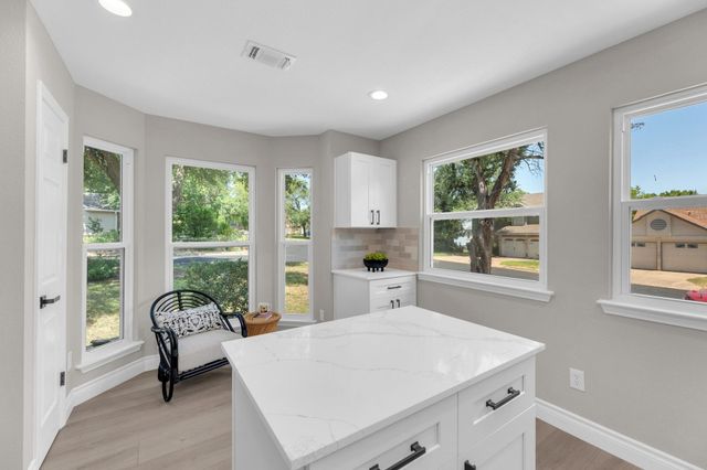 12711 Theriot TRL, Austin, TX 78727
