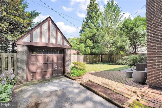 901 BLACKSHIRE RD, Wilmington, DE 19805