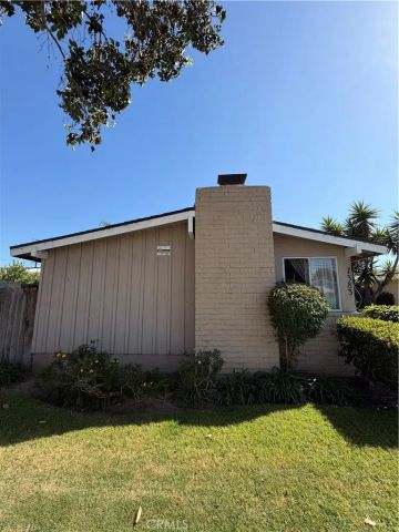 1383 Baker, Costa Mesa, CA 92626