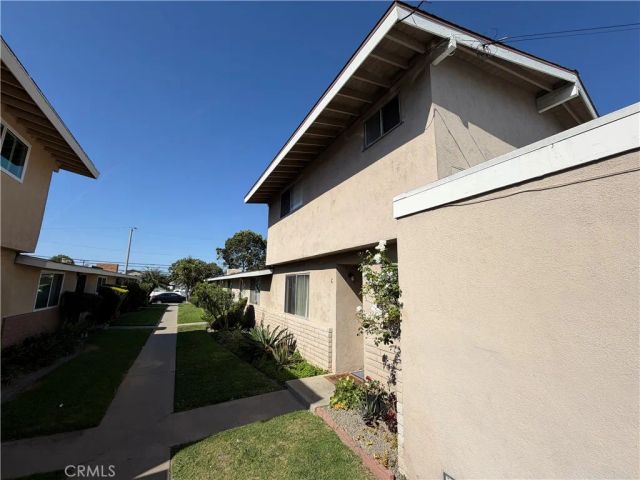 1383 Baker, Costa Mesa, CA 92626