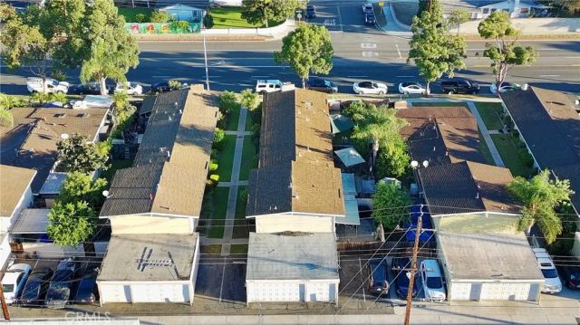 1383 Baker, Costa Mesa, CA 92626