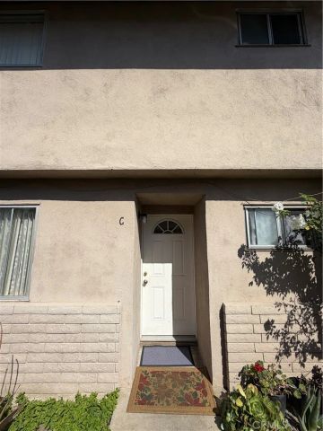 1383 Baker, Costa Mesa, CA 92626