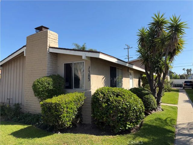 1383 Baker, Costa Mesa, CA 92626
