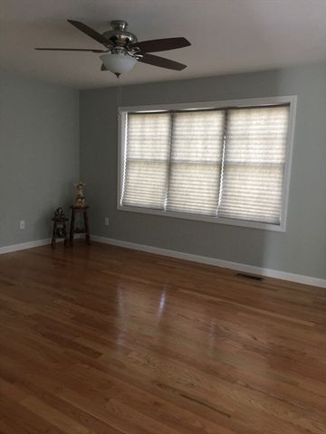 367 County St, Fall River, MA 02723