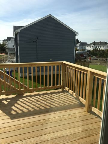 367 County St, Fall River, MA 02723