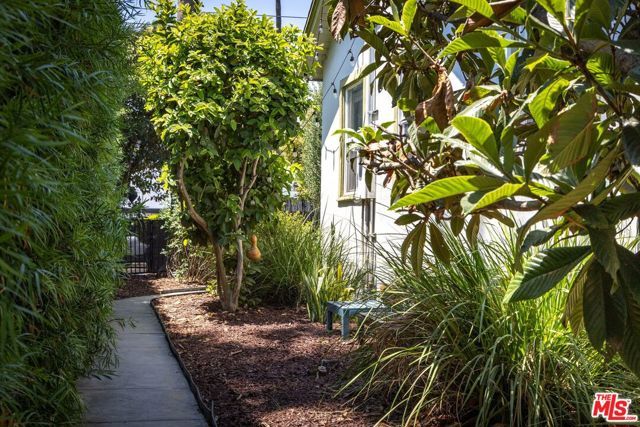 5100 Monte Vista Street, Los Angeles, CA 90042