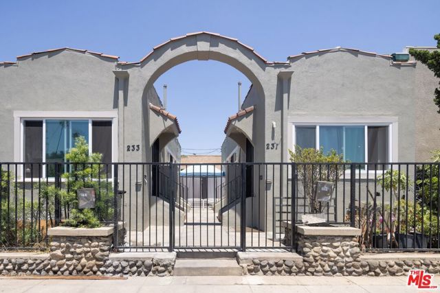 5100 Monte Vista Street, Los Angeles, CA 90042
