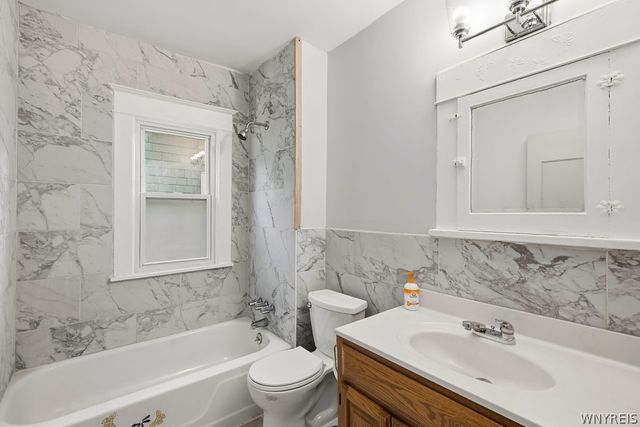 28 Schuele Avenue, Buffalo, NY 14215