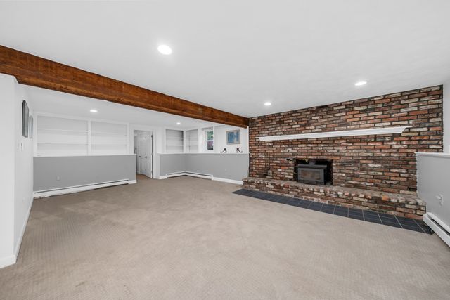 59 Bannan Dr, North Andover, MA 01845