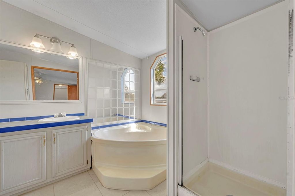 Image 24 of property listing at 11412 PHEASANT TRAIL, Leesburg, FL 34788