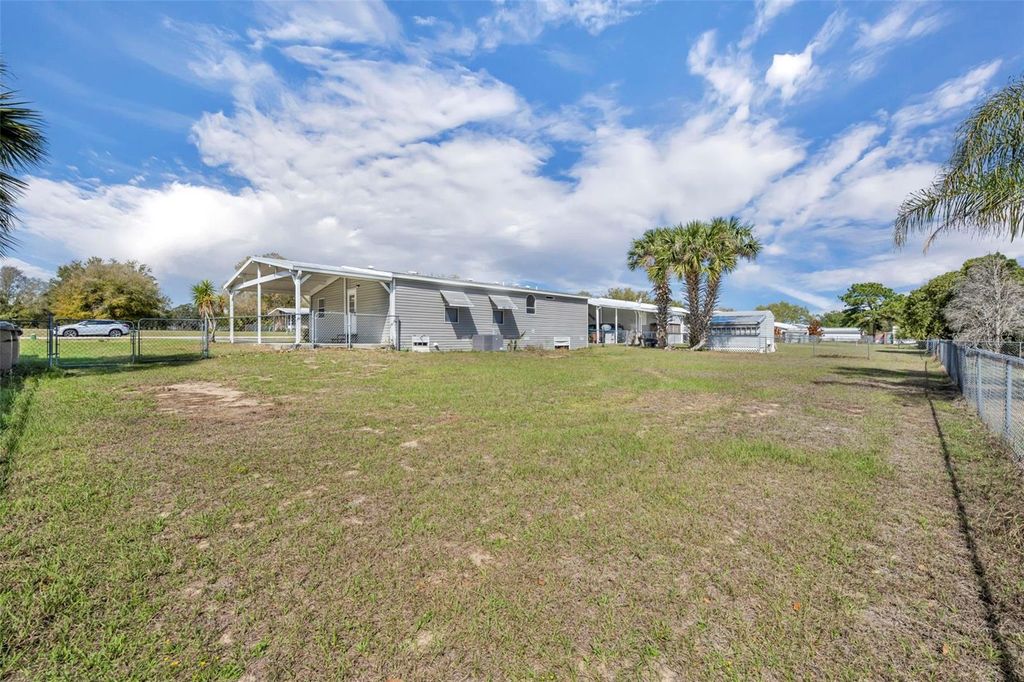 Image 30 of property listing at 11412 PHEASANT TRAIL, Leesburg, FL 34788