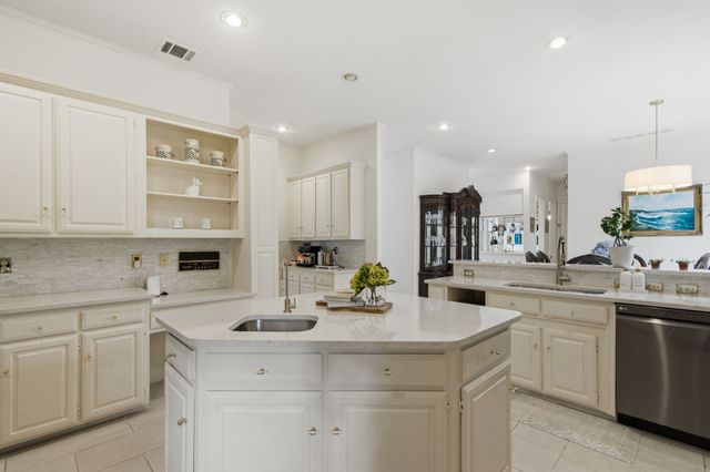 4609 Hallmark Drive, Plano, TX 75024