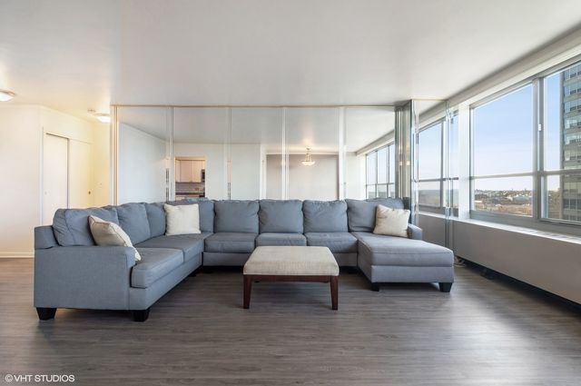 3550 N LAKE SHORE Drive 1003, Chicago, IL 60657