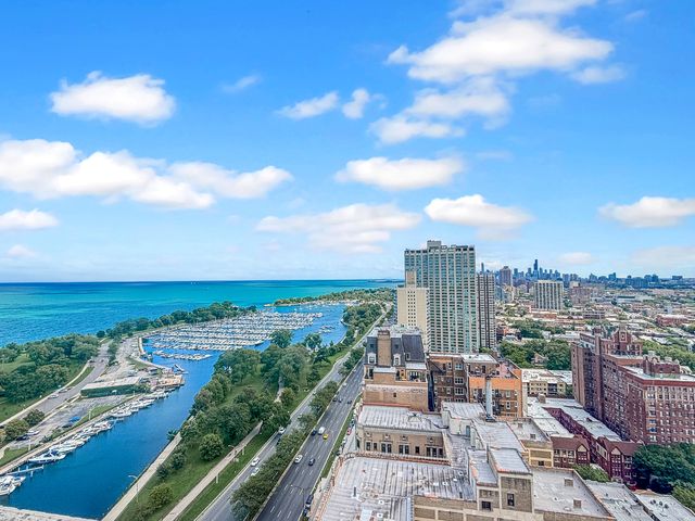 3550 N LAKE SHORE Drive 1003, Chicago, IL 60657