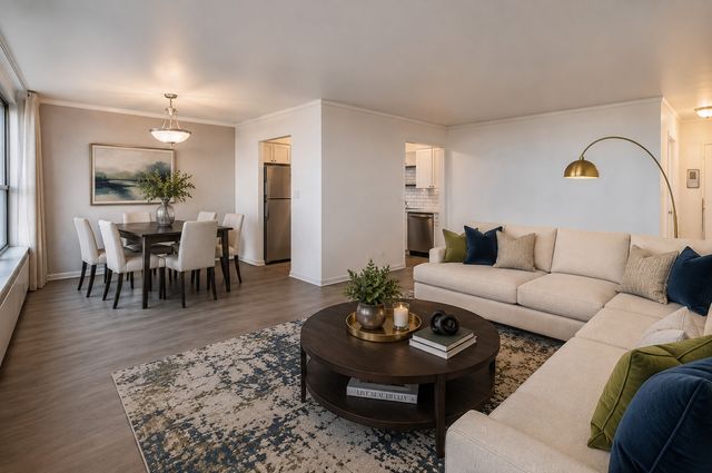 3550 N LAKE SHORE Drive 1003, Chicago, IL 60657