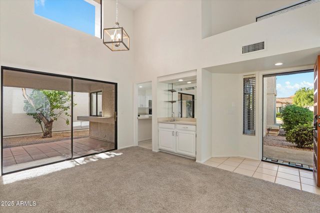 10089 E SAN SALVADOR Drive, Scottsdale, AZ 85258