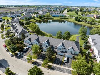 2147 Pembridge Lane, Joliet, IL 60431