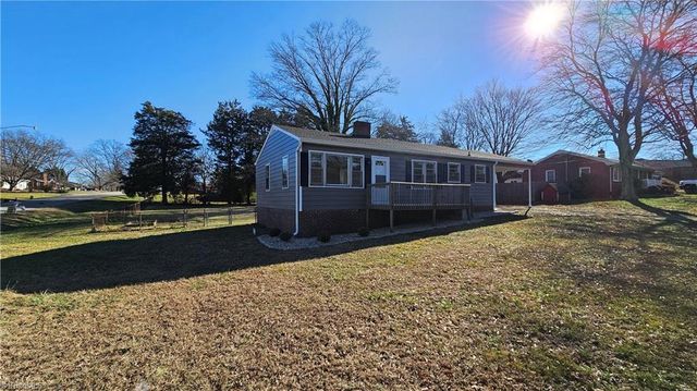 325 Stewart Road, Winston-salem, NC 27107