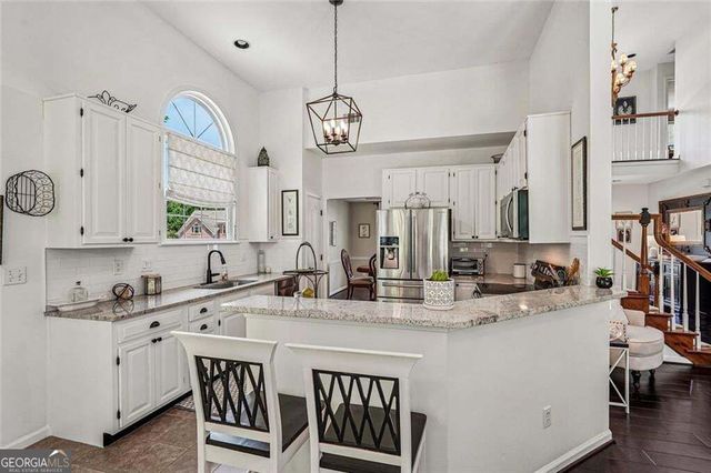 162 St Martin Drive, Suwanee, GA 30024