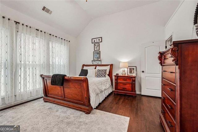 162 St Martin Drive, Suwanee, GA 30024