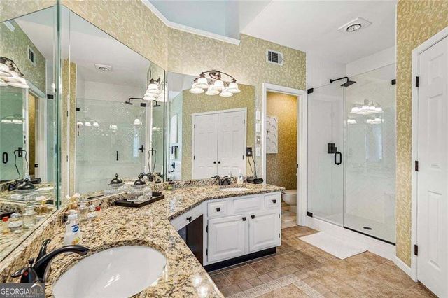 162 St Martin Drive, Suwanee, GA 30024