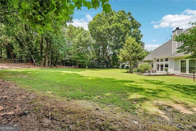 162 St Martin Drive, Suwanee, GA 30024