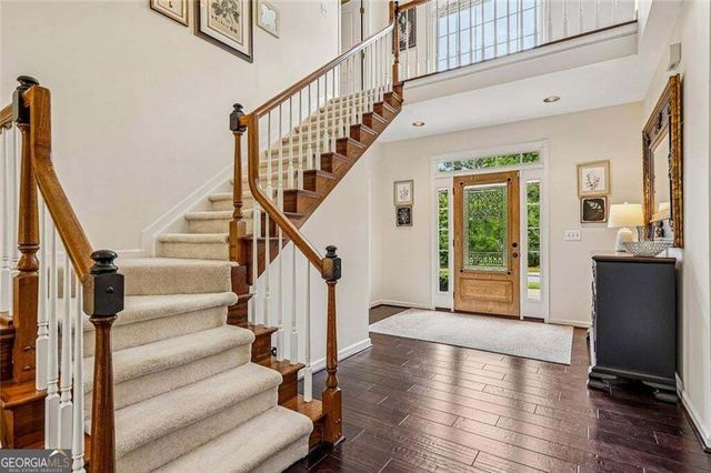 162 St Martin Drive, Suwanee, GA 30024