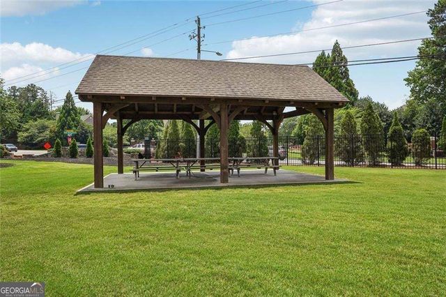 162 St Martin Drive, Suwanee, GA 30024